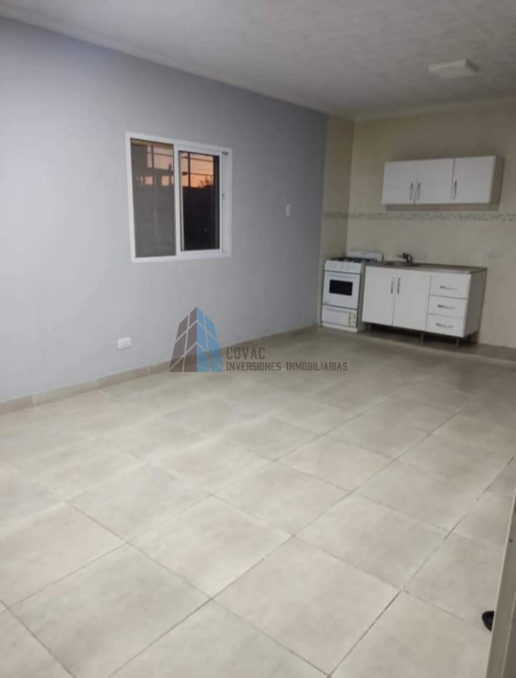 Oportunidad en Los Nogales - Casa en venta en barrio privado con renta activa