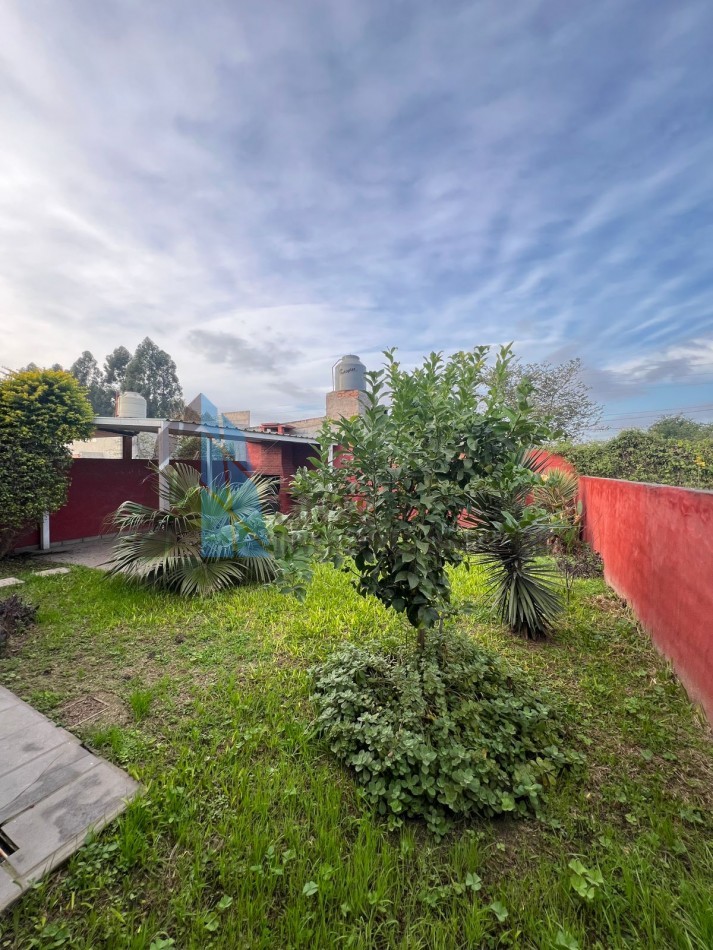 Venta de Casa en Barrio Privado Los Nogales - Natania