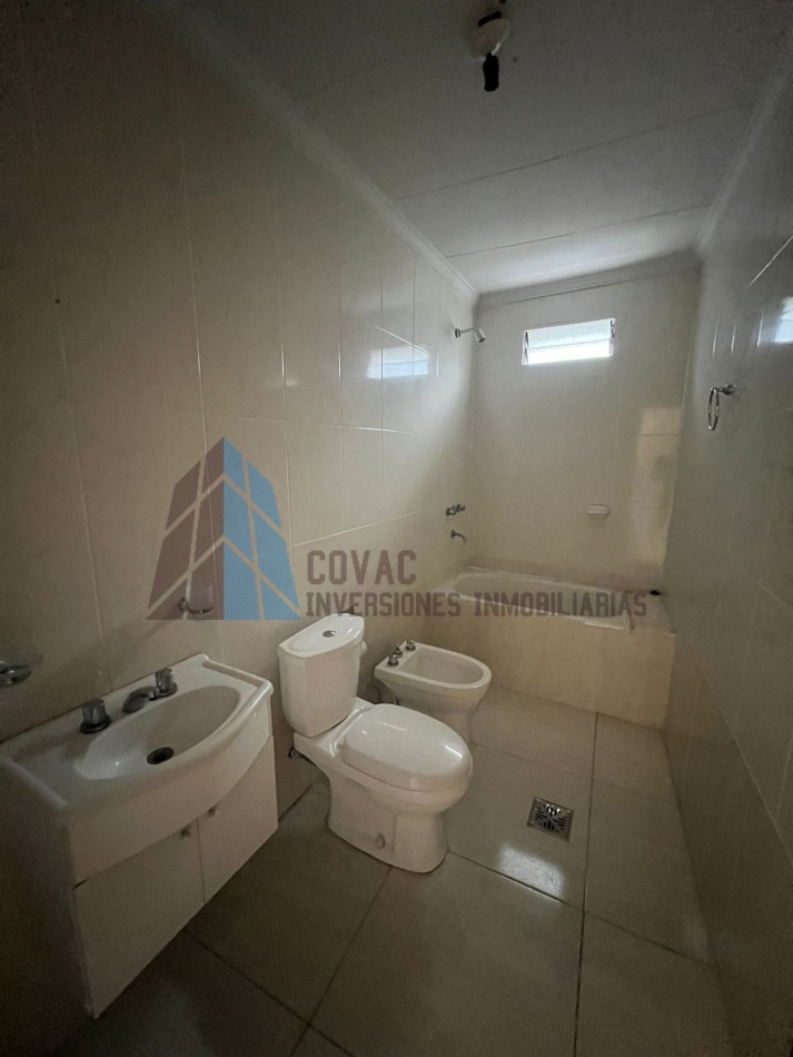 Venta de Casa en Barrio Privado Los Nogales - Natania