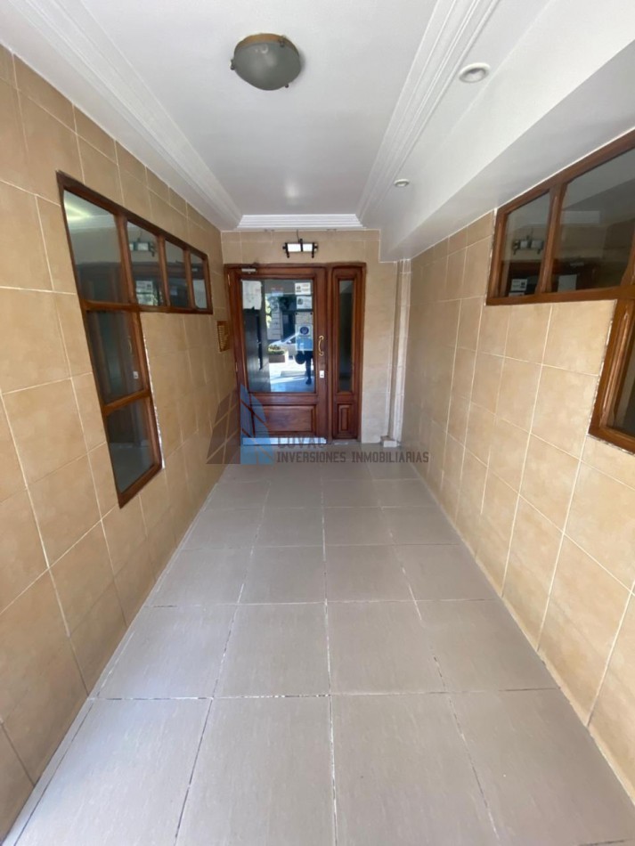 Dpto en venta a metros del Parque 9 de Julio - 2 dormitorios y balcon al frente