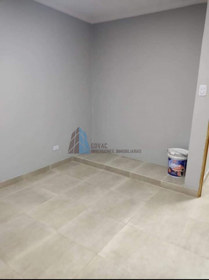Oportunidad en Los Nogales - Casa en venta en barrio privado con renta activa