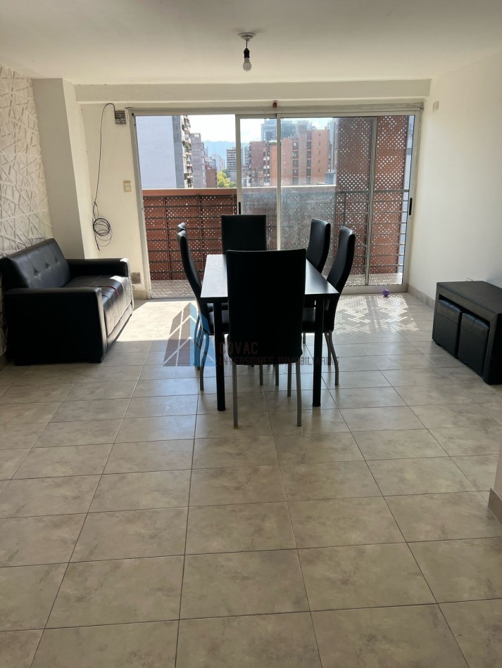 Semipiso en venta - Zona Norte, ¡con balcon al frente!