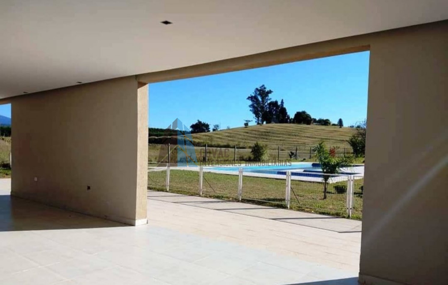 LOTE ESQUINA EN VENTA - COUNTRY EL MIRADOR
