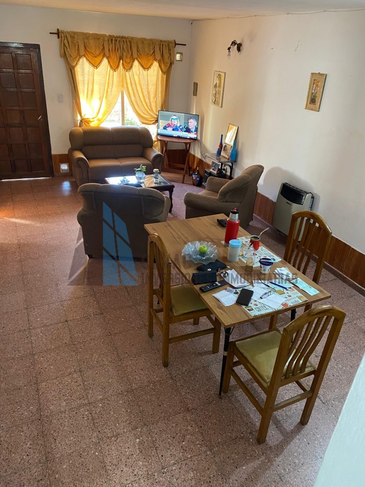 Venta - Casa en Pasaje Jose Marti 500