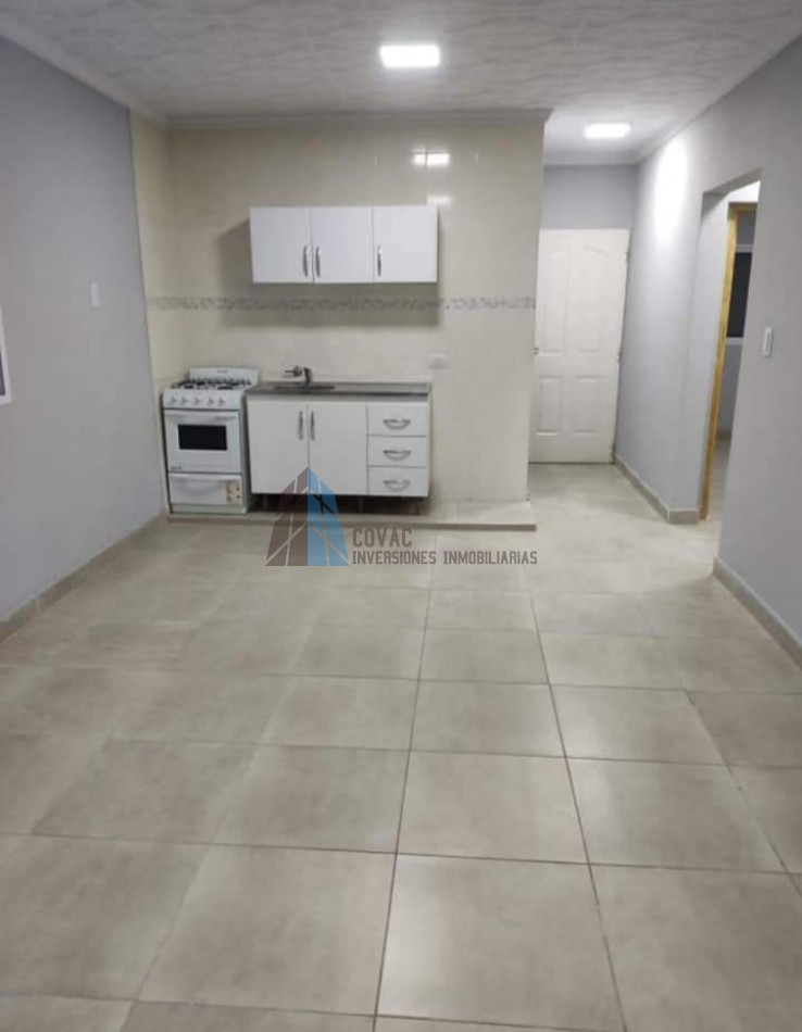 Oportunidad en Los Nogales - Casa en venta en barrio privado con renta activa