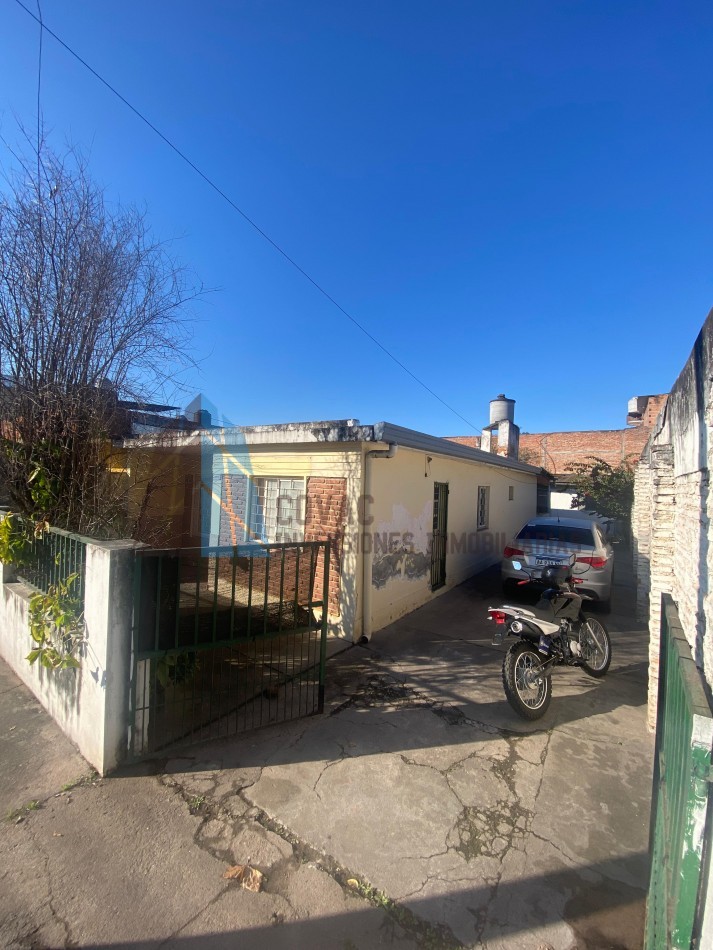 Venta - Casa en Pasaje Jose Marti 500