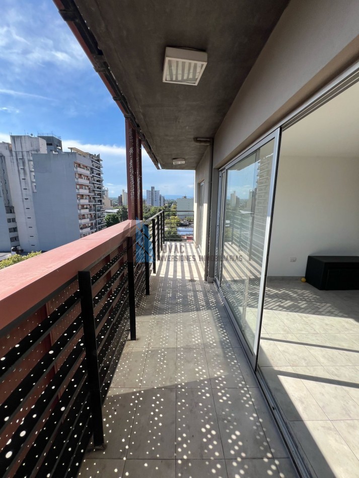 Semipiso en venta - Zona Norte, ¡con balcon al frente!