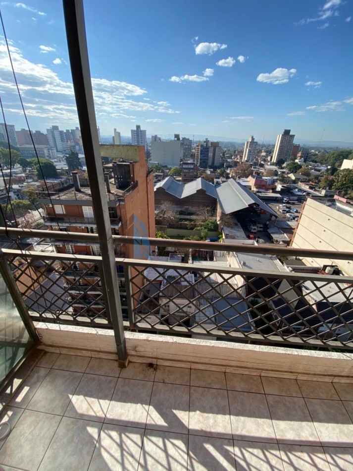 Dpto en venta a metros del Parque 9 de Julio - 2 dormitorios y balcon al frente