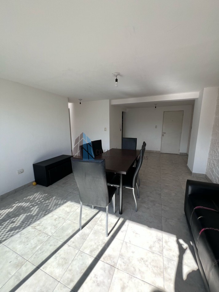 Semipiso en venta - Zona Norte, ¡con balcon al frente!