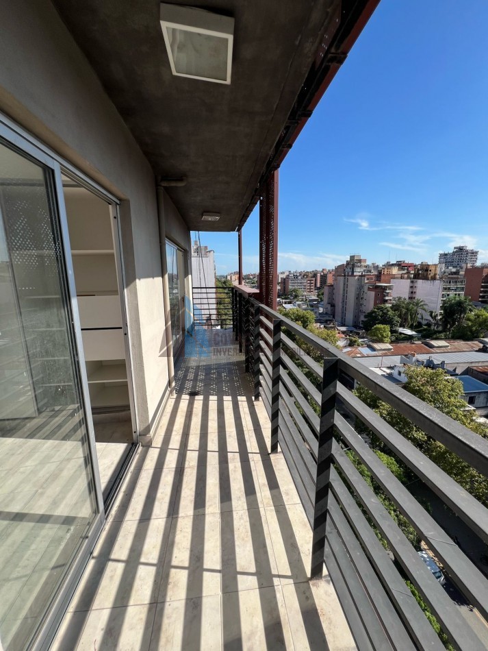 Semipiso en venta - Zona Norte, ¡con balcon al frente!