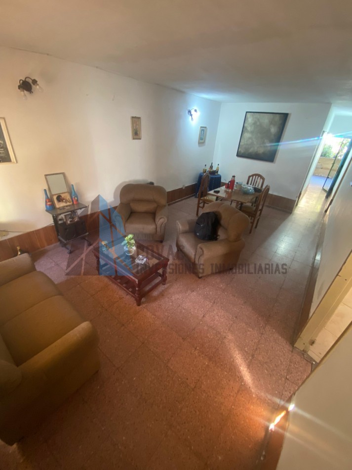 Venta - Casa en Pasaje Jose Marti 500