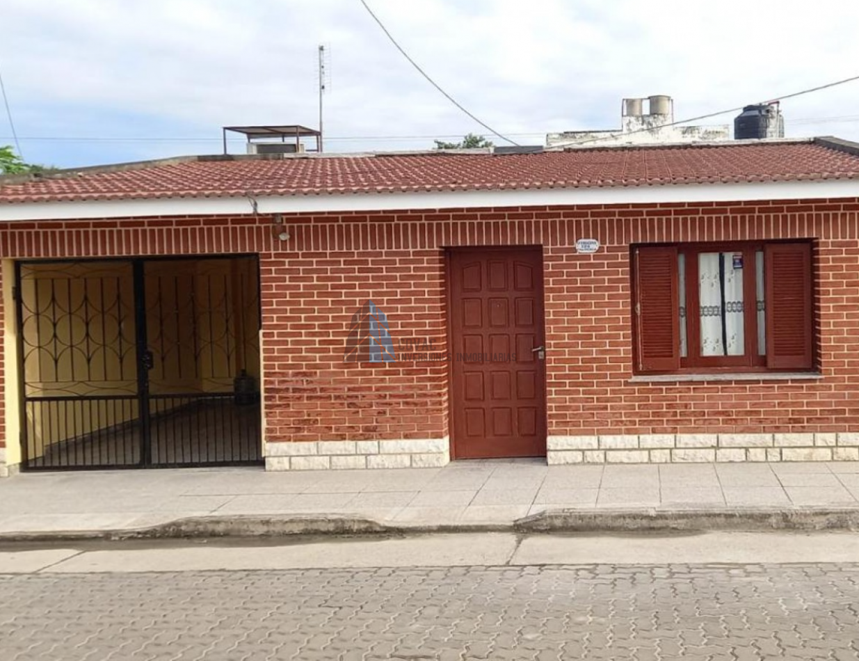 CASA CENTRICA EN TERMAS DE RIO HONDO