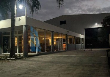 IMPORTANTE LOCAL COMERCIAL- YERBA BUENA