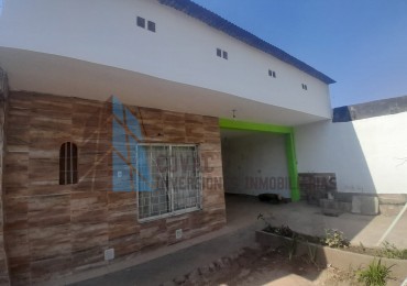 Casa de 2 Dormitorios en Barrio Parodi - Apta Credito Hipotecario