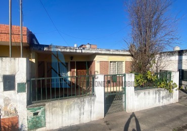 Venta - Casa en Pasaje Jose Marti 500